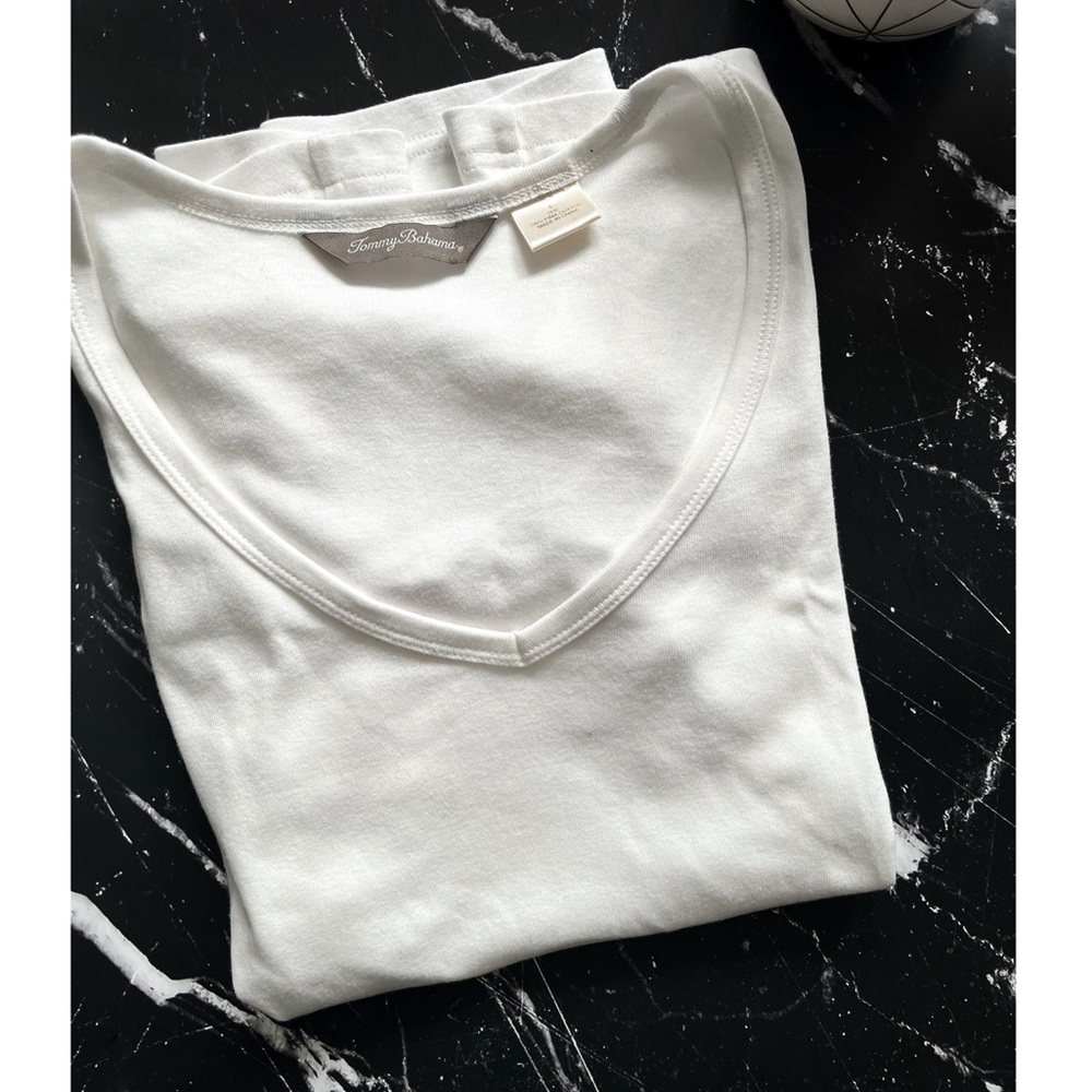 Tommy Bahama Quarter Length Top